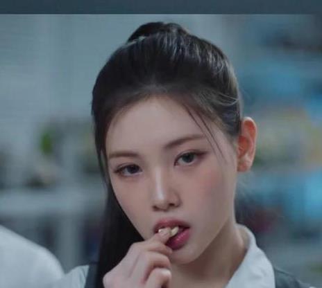 韩国新晋女团出道MV紧急删改，公司回应：绝无不良暗示