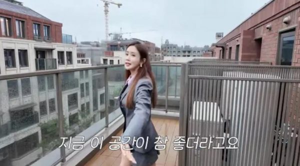 韩国知名女星公开上海的新家，卫生间就有三个