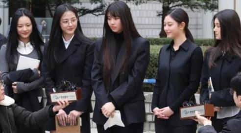 韩国知名女团将HYBE称为“家暴父亲”