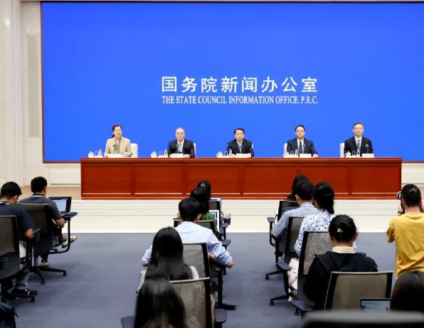 网红三只羊、东北雨姐被国新办点名 ，直播顶流再遭官方重锤！
