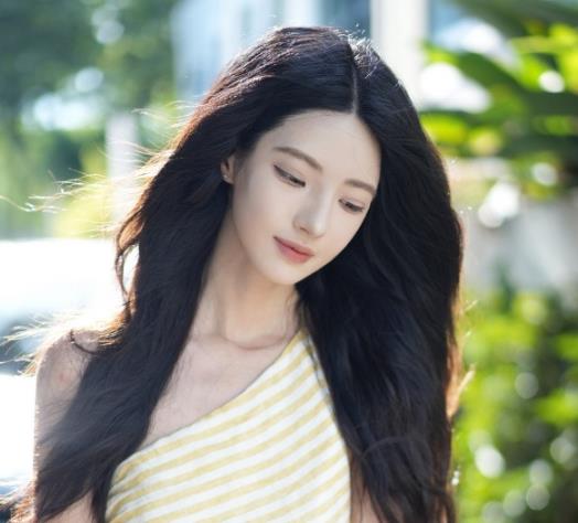 于正否认许凯许荔莎恋情，许荔莎再曝大瓜：我怕凯凯会承受不住哦
