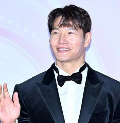 金钟国婚礼成“保密行动”？演艺界人士透露：接到邀请的人极少