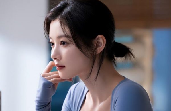 韩国知名女星新剧宣传海报，抄袭中国电影，制作团队道歉