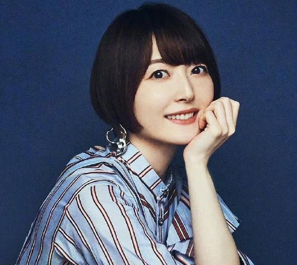 花泽香菜与小野贤章发布离婚声明，和平结束婚姻关系