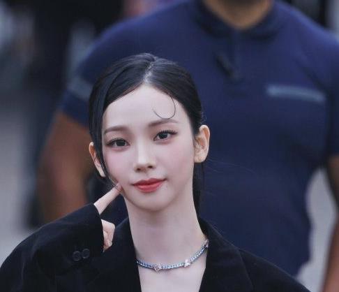 韩女星头发稀疏引关注，韩网友：是不是“变秃了”？