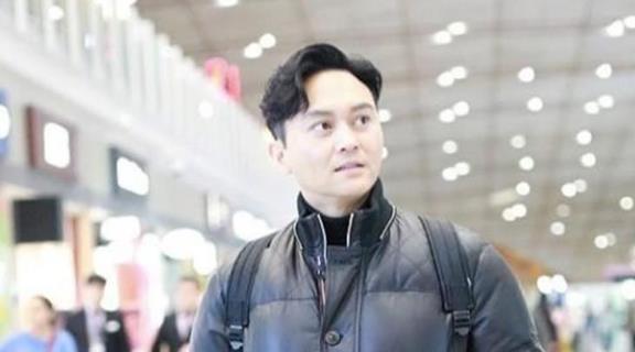 张智霖听歌落泪，首谈未在机场送儿子留学的经历