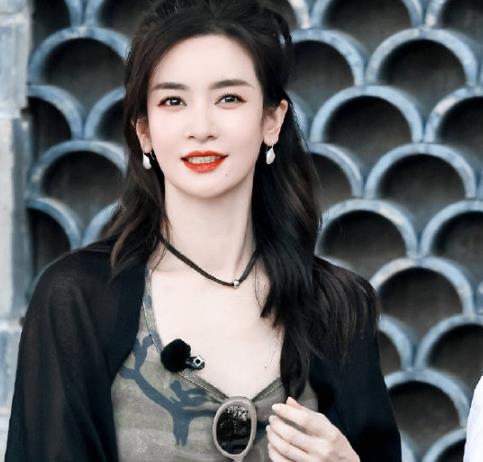 李晟自曝对社交无感，想出去就出去，不想出去就不出去