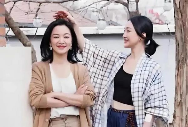 阿雅称好几次梦到大S：醒来之后有种错觉，好像拨个电话你就会接
