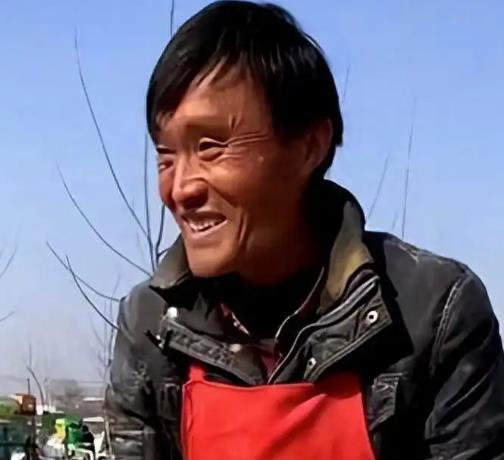 昔日顶流“拉面哥”三年掉粉42万，坦言：嫌你穷怕你富的人太多了