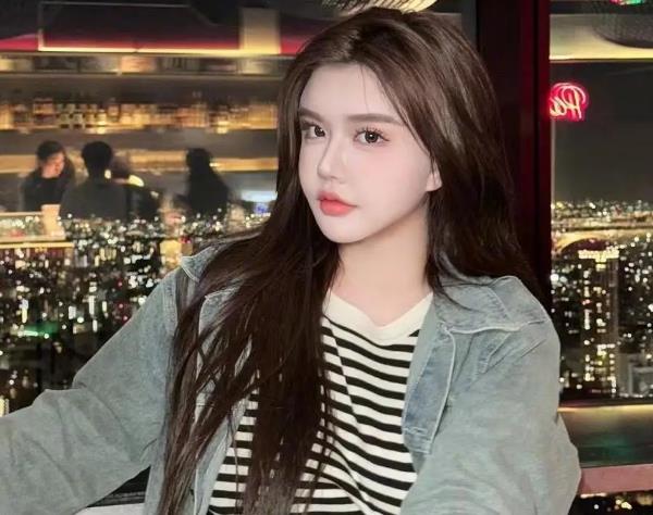 韩安冉吐槽婆婆彩礼给的太少:前婆婆曾给予100万元彩礼缩略图 韩安冉吐槽婆婆彩礼给的太少:前婆婆曾给予100万元彩礼