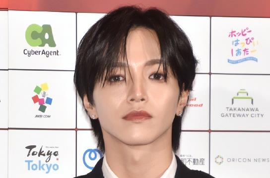 大平祥生陷“劈腿”风波，经纪公司发表停止活动声明