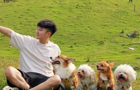 网红柯铭：我饿死也不会找他们要钱