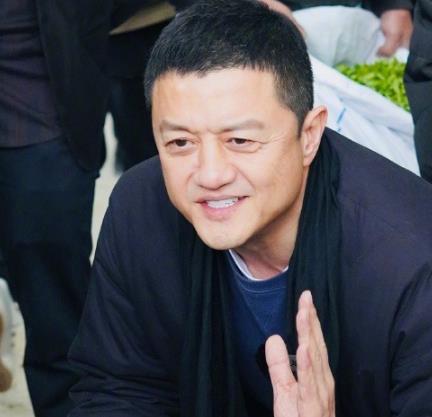 李亚鹏回应离婚质疑，真相比猜想更精彩，更残忍