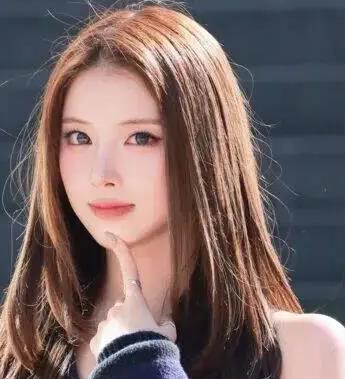 知名女爱豆“颜值全盛时代”开启？韩网友：这才是真正的标准美人！ 