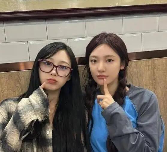 知名女团爱豆直播态度引争议，“简直是韩剧里恶女的模样” 