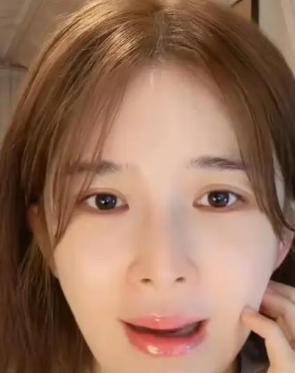 赵樱子回应与张康乐绯闻:我从头到尾提过人一个名字吗? 缩略图 赵樱子回应与张康乐绯闻:我从头到尾提过人一个名字吗?