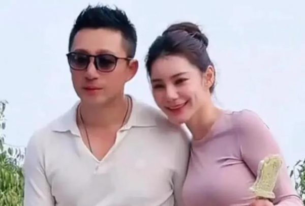 马筱梅被曝疑似怀孕,小腹隆起明显,像是怀孕3到4个月缩略图 马筱梅被曝疑似怀孕,小腹隆起明显,像是怀孕3到4个月