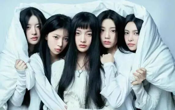 知名女团最新回归预告引争议，韩网友争执不断 