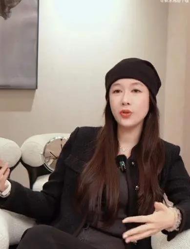 网红曝潘玮柏宣云恋爱内幕,宣云说喜欢潘玮柏,Amy为她创造机会 缩略图 网红曝潘玮柏宣云恋爱内幕,宣云说喜欢潘玮柏,Amy为她创造机会