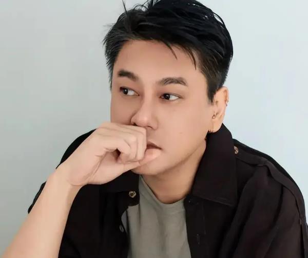 朱孝天妻子回应朱孝天被退出F4:我也很揪心,他一个多月瘦了30斤 缩略图 朱孝天妻子回应朱孝天被退出F4:我也很揪心,他一个多月瘦了30斤