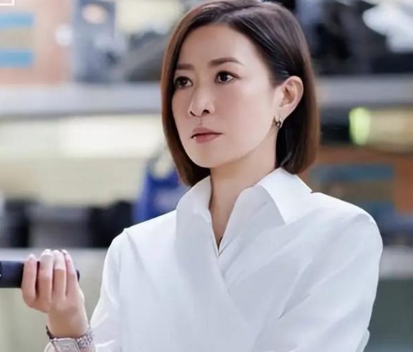 50岁佘诗曼自曝“看透生死”，称已立下遗嘱 