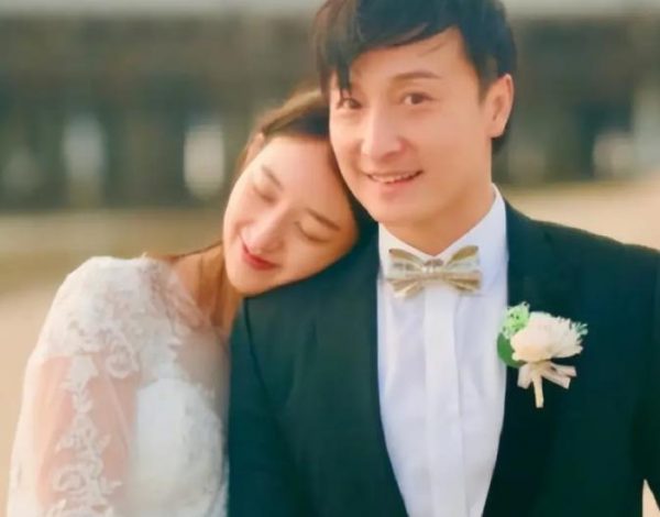 方力申官宣得女：从出生到今天，她的小模样每天都在变 