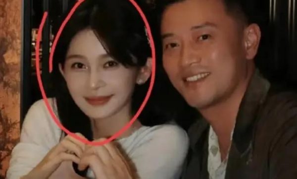 曝赵樱子追求蒋毅被拒，蒋毅说：你控制一下你自己 