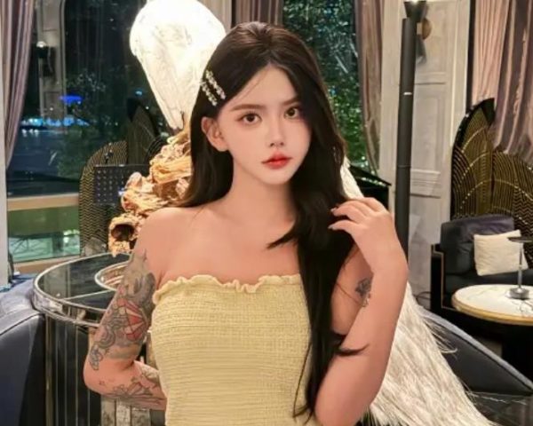 网红韩安冉自曝大女儿在网上搜索她：第一反应是好害怕 