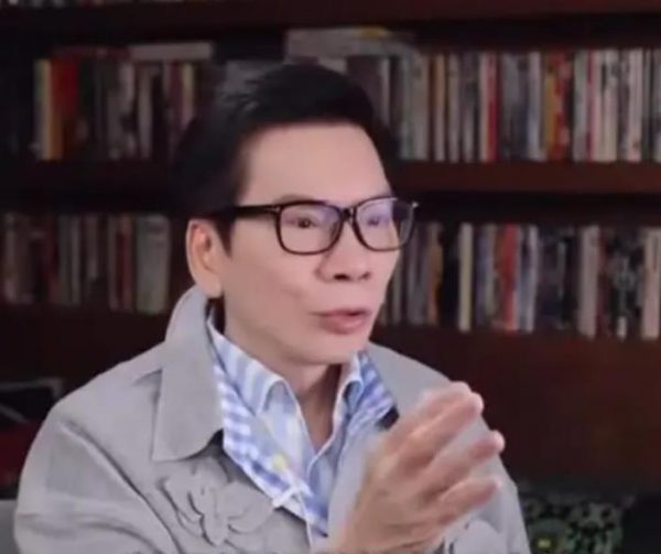 周润发去好莱坞为什么没有大火？向华强表示：好莱坞类似的演员太多 