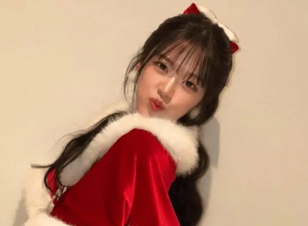 她主持《2025 SBS歌谣大战》造型引关注，韩网友热议哪套服装最佳？ 