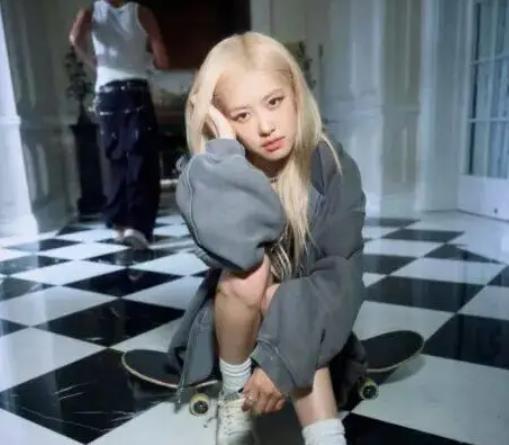 顶级女团成员最新Ins贴文遭大量批评，负面评论令网友困惑 