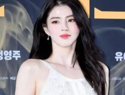 昔日“坏女孩”纹身全洗掉？韩国知名女星坦言：为演戏，痛也值得！ 