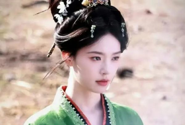 林允否认被冻十几小时：正常拍摄且也有做好保暖措施 