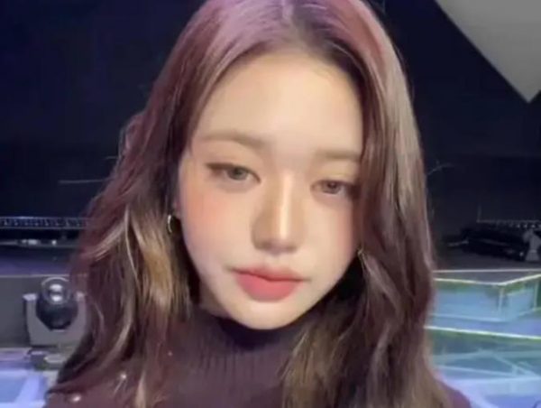 张元英广州签售会上被问“宥真姐姐有女朋友吗”,本人回应:不,我是她的女朋友 缩略图 张元英广州签售会上被问“宥真姐姐有女朋友吗”,本人回应:不,我是她的女朋友