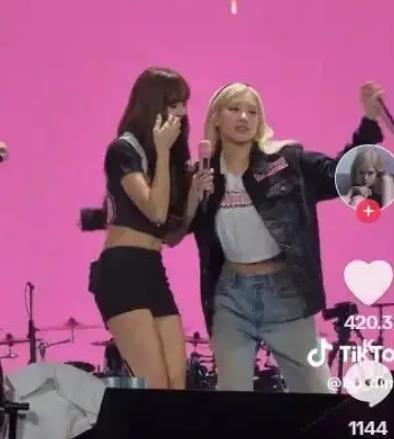 顶级女团演唱会安可环节引争议：观众花钱就为了看这个？ 