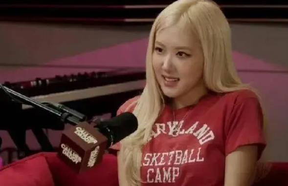 顶级女团成员自曝恋爱史,曾伪装成“老奶奶”外出约会 缩略图 顶级女团成员自曝恋爱史,曾伪装成“老奶奶”外出约会