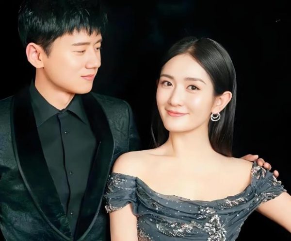 谢娜发文为双胞胎女儿庆生，张杰转发：好妈妈、好妻子，好幸运 