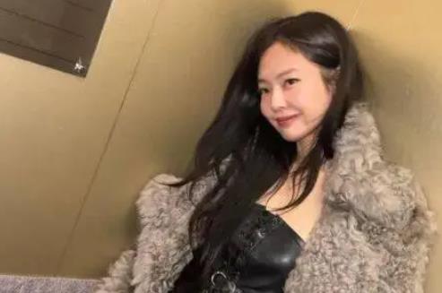 顶级女团成员秘密恋爱“证据”曝光，网友：这简直是低调实锤！ 