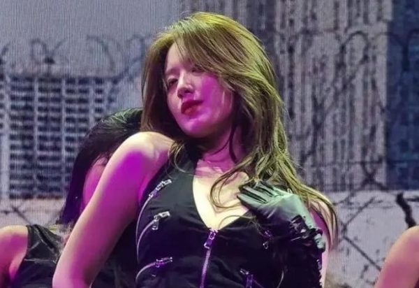 她因极端减重变化几乎判若两人?几乎让人认不出来 缩略图 她因极端减重变化几乎判若两人?几乎让人认不出来