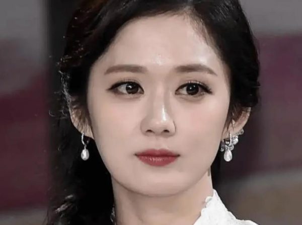 韩顶级女星所属公司相关人员，留遗书身亡，警方正调查死因 