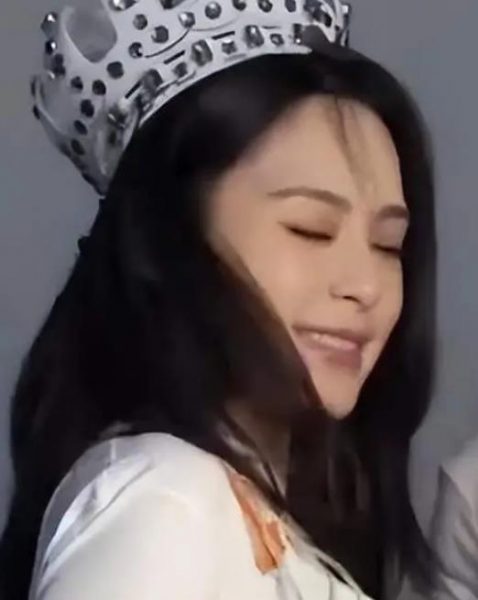 阿娇马甲线被质疑P图，英星发布动态花絮视频，阿娇：有片有真相 