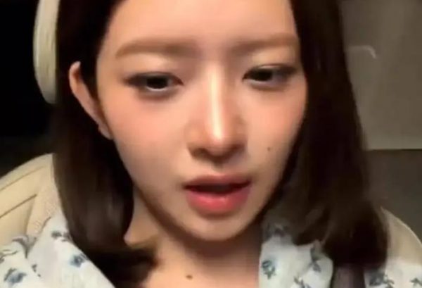 周边售价900多，知名女团成员呼吁：不要一直说见面会的场周贵！ 