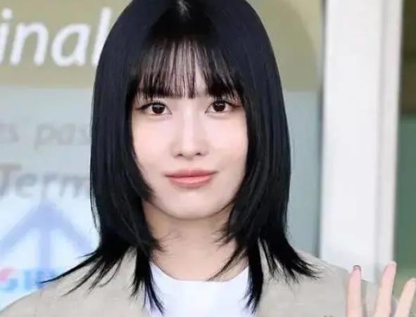 知名女团成员牙疼,因没空治疗直接拔了! 缩略图 知名女团成员牙疼,因没空治疗直接拔了!